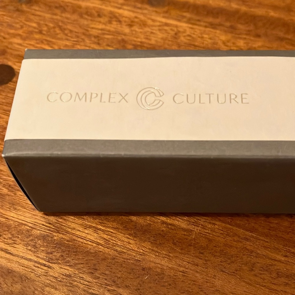 New Complex Culture Makeup Brush - Gray